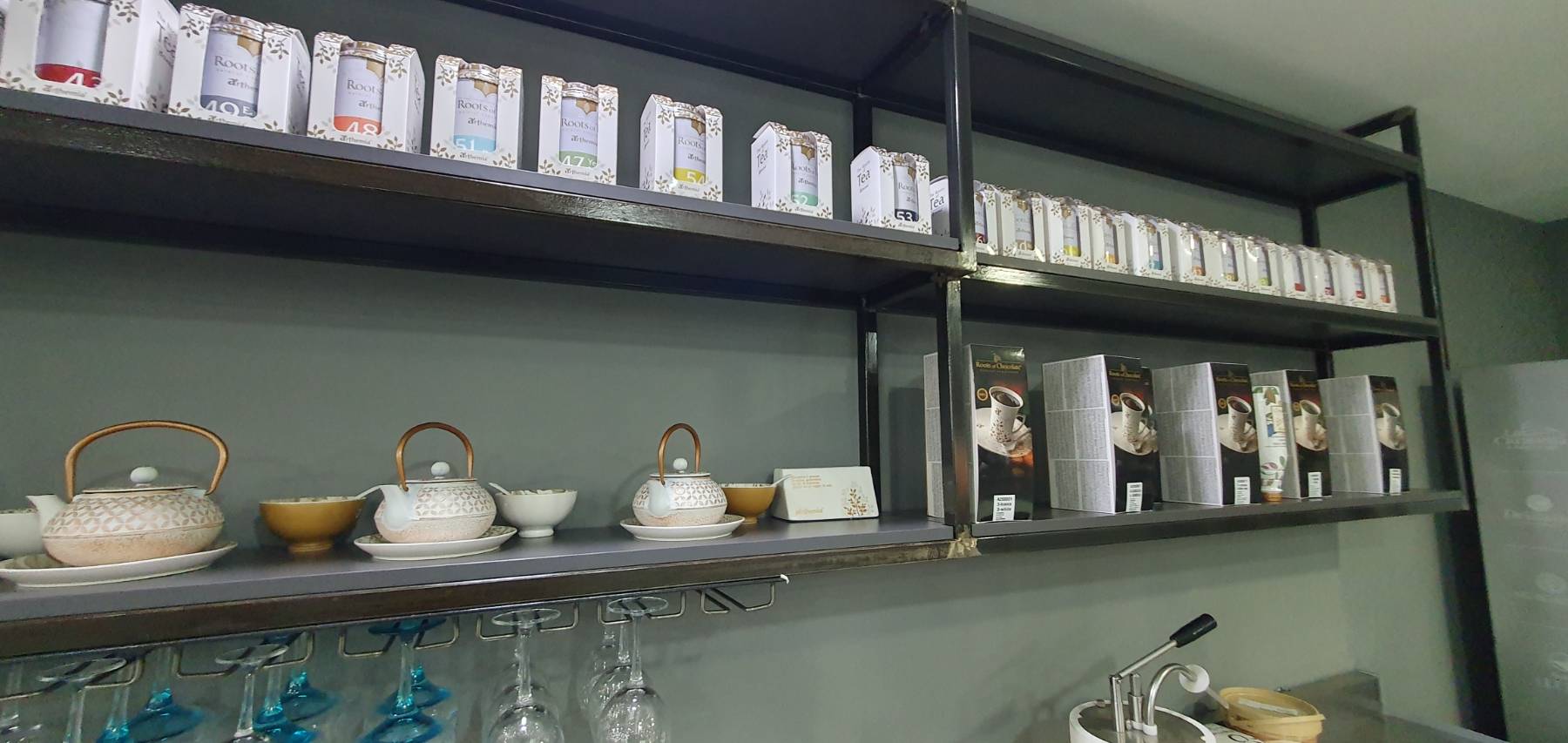Progetti-TecnaArredamenti-Elegant-Cafe-4