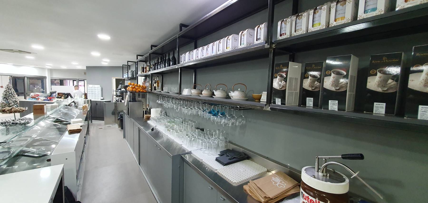 Progetti-TecnaArredamenti-Elegant-Cafe-5